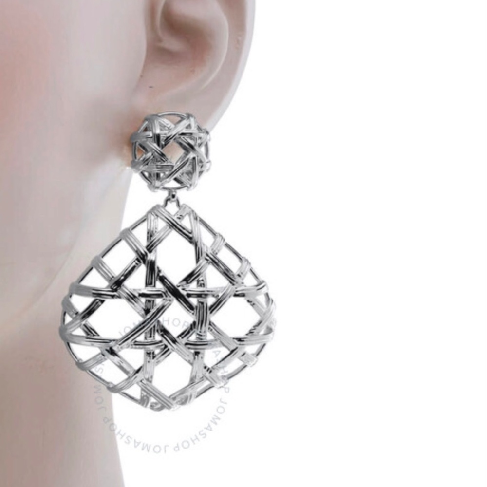 ❤️🤩🎁BNWT KENDRA SCOTT Statement silver tone rhodium plated drop earrings.